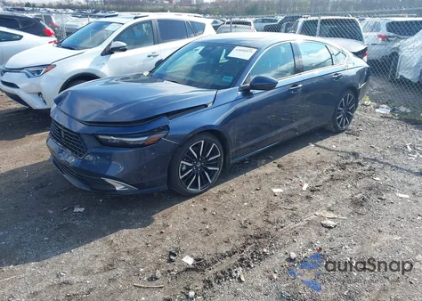 2023 Honda Accord Hybrid Touring z USA, uszkodzony, nr VIN 1HGCY2F85PA065298